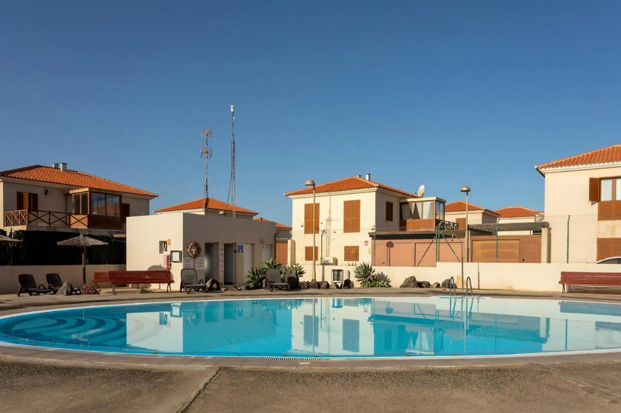 Villa Calderón Hondo. Top design , views&pool Lajares-Corralejo  Corralejo